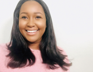 Joycelyn Headshot (1)